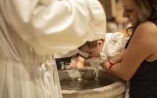 Réception de baptême : quels sont les éléments à prévoir ?