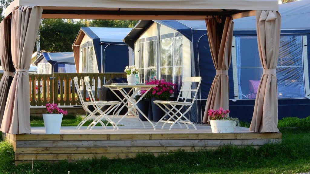 Quel matériau pour une voile d'ombrage de pergola ?