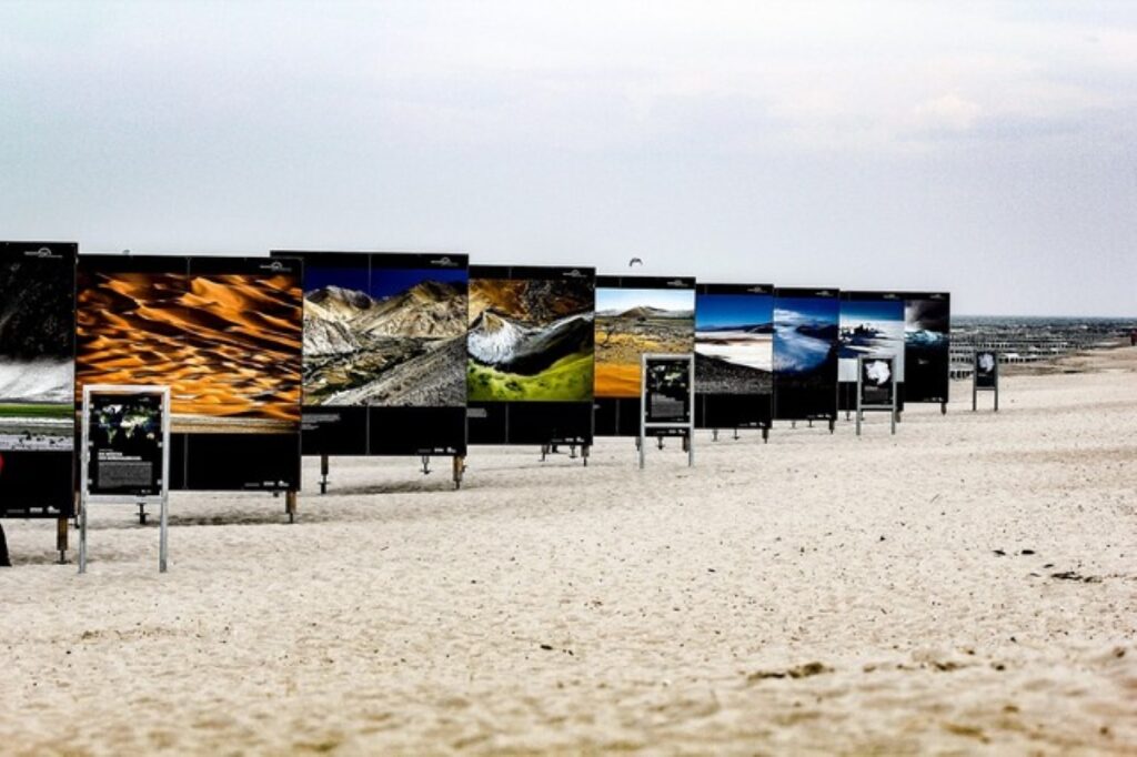 Organiser une exposition photo en plein air : le guide ultime